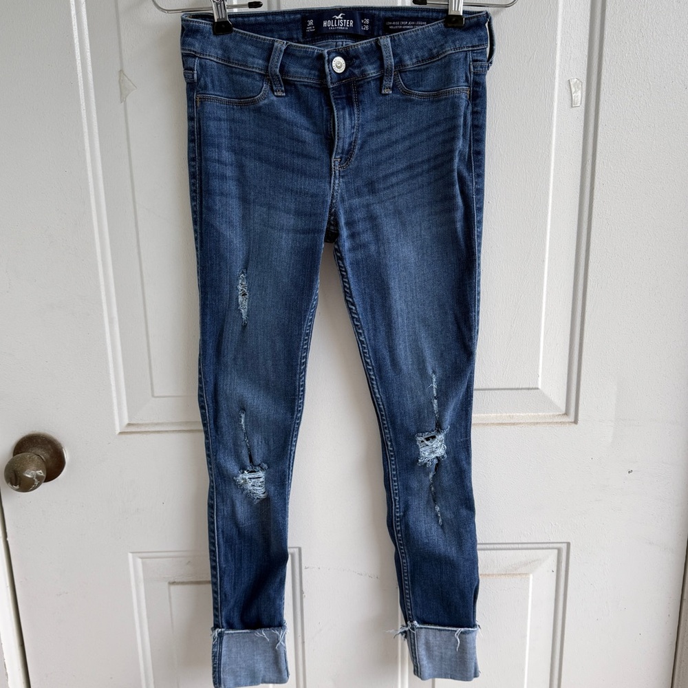 Hollister Mid/Low-Rise Ripped Jeggings‎ – Women’s